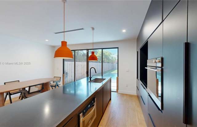 353 Northwest 50th Street