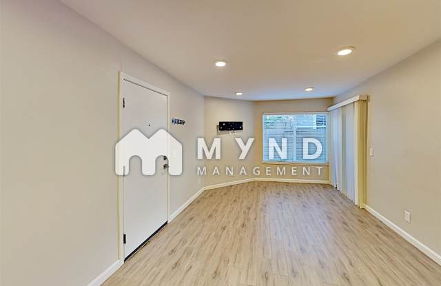 2522 T St Apt 5