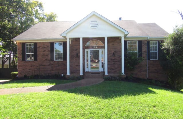 109 Hampton Court - 109 Hampton Court, Hendersonville, TN 37075