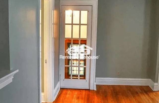 Photo of 5436 Lisette Avenue