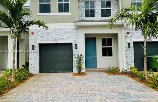 172 Southwest 171st Lane