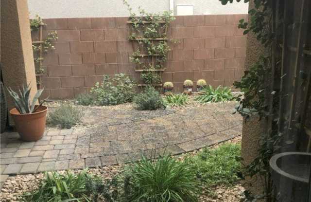 9838 Gemstone Sunset Avenue