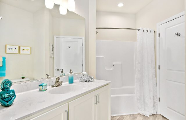 Oceans East Luxury Apartment Homes