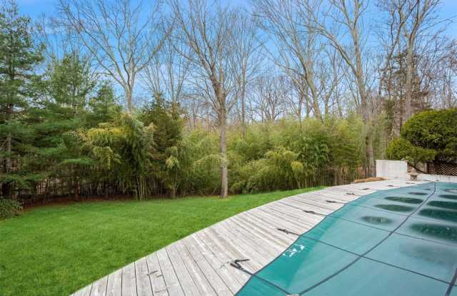 27 Deerwood Path