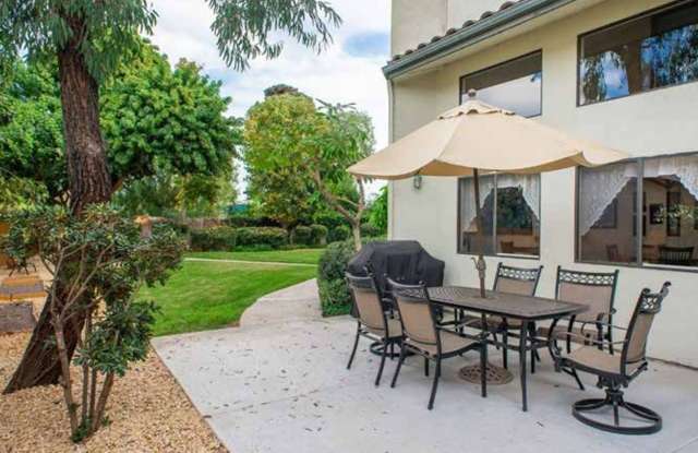 Photo of 423 Church Ave