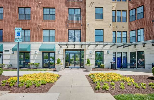 Photo of Tapestry Largo Station