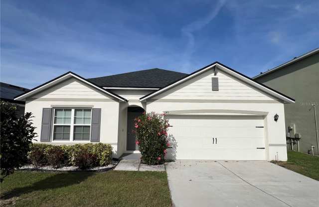 1143 CAMBRIDGE DRIVE