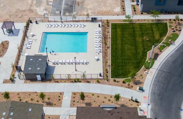 6184 Hibiscus Garden St