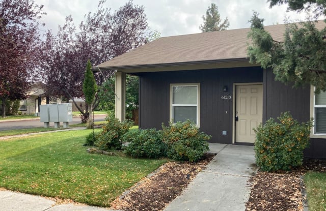 61210 Larkspur Loop - 61210 Southeast Larkspur Loop, Bend, OR 97702