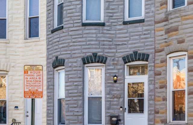 Photo of Charming Urban Living: 2BR Townhome with Modern Amenities in Pigtown