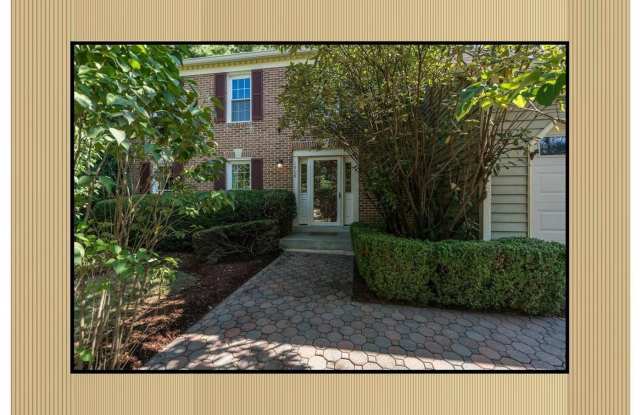 1404 BAYSHIRE LANE - 1404 Bayshire Lane, Herndon, VA 20170