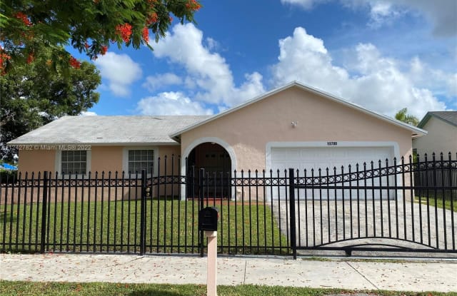 13700 SW 283rd Ter - 13700 Southwest 283rd Terrace, Miami-Dade County, FL 33033