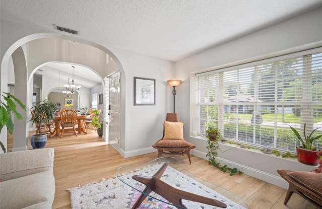 3017 SPRAWLING OAKS PLACE