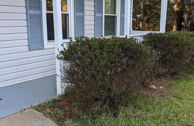 Room in 4 Bedroom Home at Karl Ct