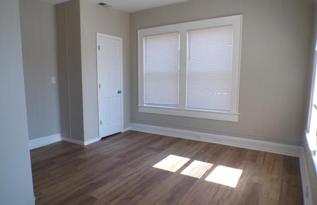 1616 Fulton Avenue Southwest