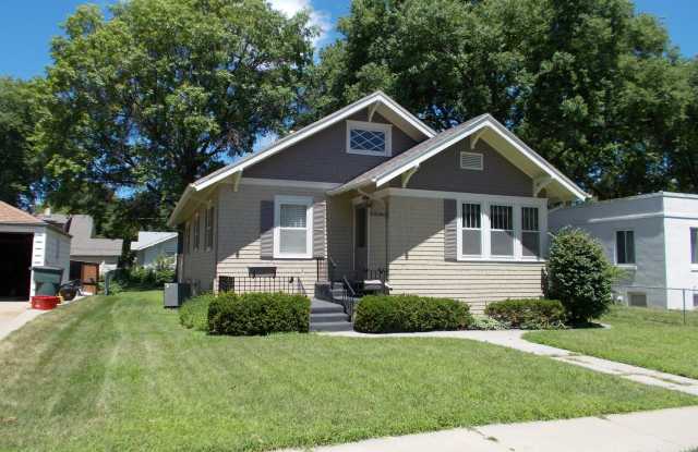 Photo of 1408 W Koenig