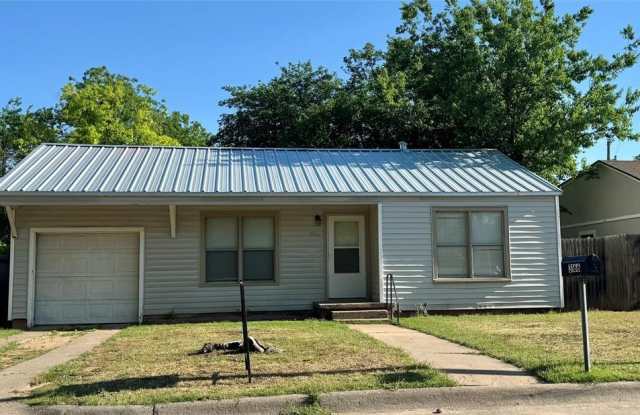 3166 College Street - 3166 College Street, Abilene, TX 79605