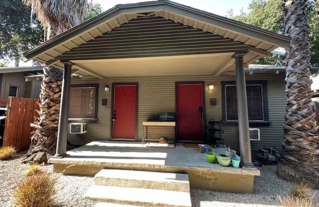 Photo of Catalina Bungalows
