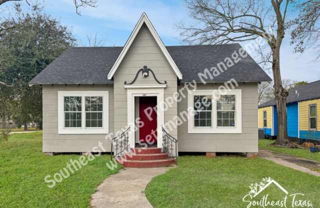 3107 7th Street