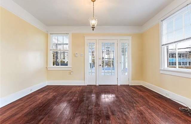 7800 WALMSLEY Avenue