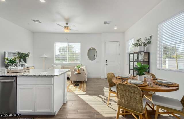 3230 E THOMAS Road unit: 112