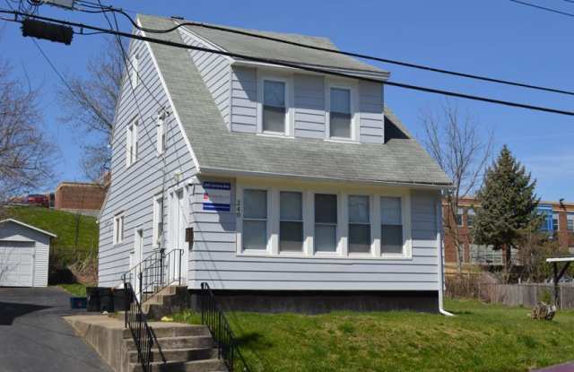 Photo of 240 Lorraine Ave