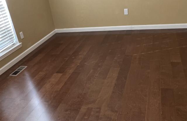 821 Pine Forest Circle