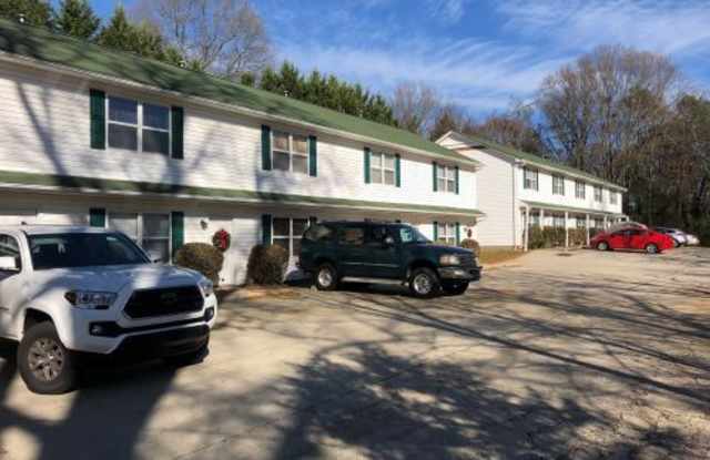 535 Shearers Road