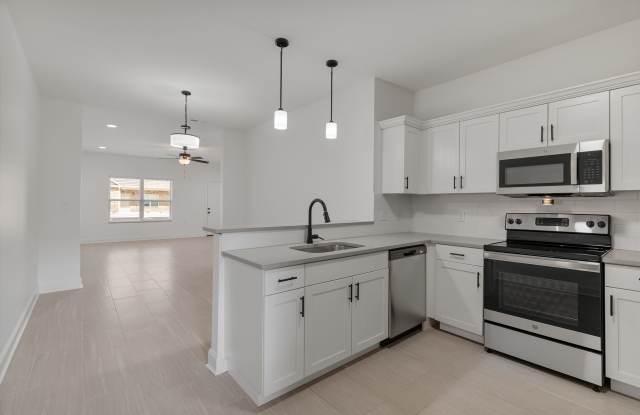 Photo of Autumn Falls - Brand New!