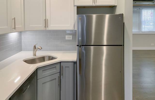 1931 West Winona Street