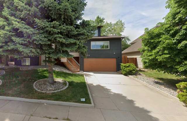 West side home in Mountain Shadows D11 Schools