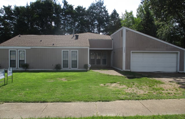 3506 Kirby Pkwy - 3506 Kirby Parkway, Memphis, TN 38115