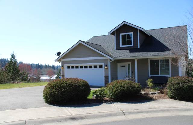 784 Freedom Ct Se - 784 Freedom Court Southeast, Port Orchard, WA 98366