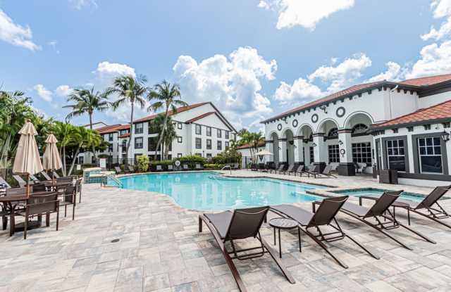 Ground-Level Condo Rental In Premier Community!