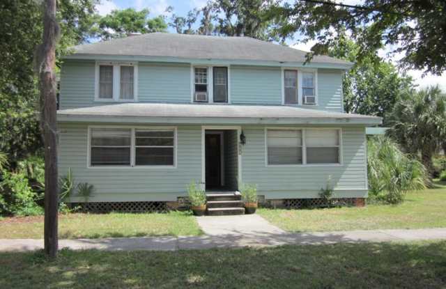 Great One Bed/One Bath in Duckpond Near Downtown