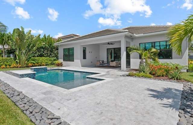 Photo of 5577 Saint Armands Way, Westlake, FL 33470