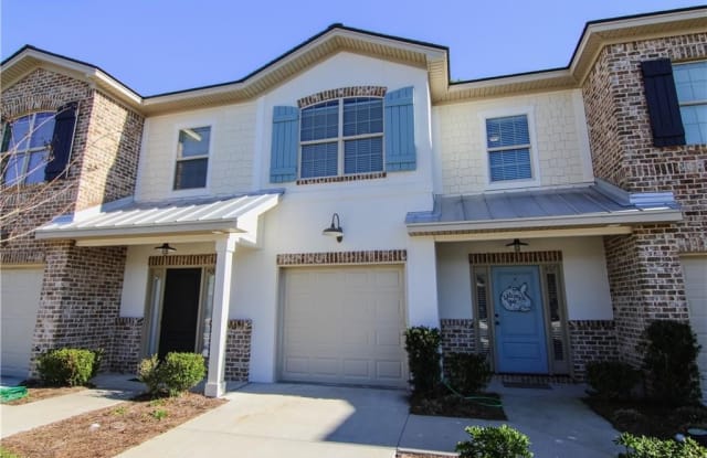 407 Mariners Circle