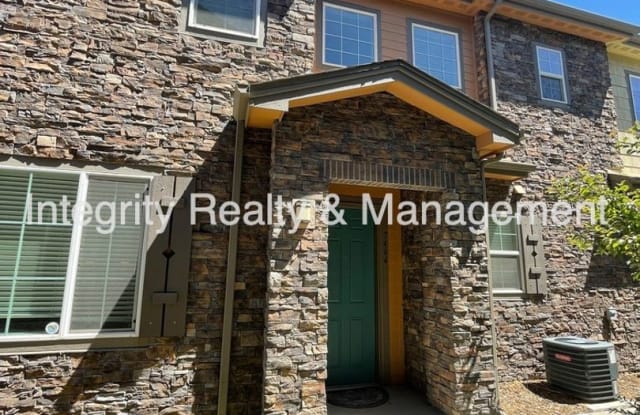 7464 S Logan St - 7464 S Logan St, Centennial, CO 80122