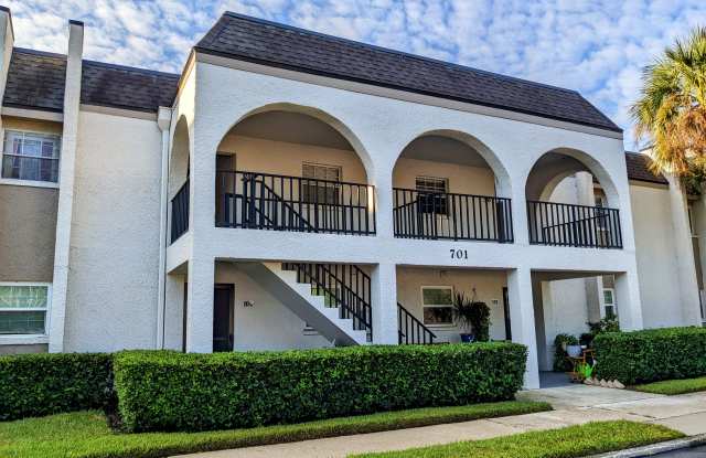 701 Russell Ln Apt 209