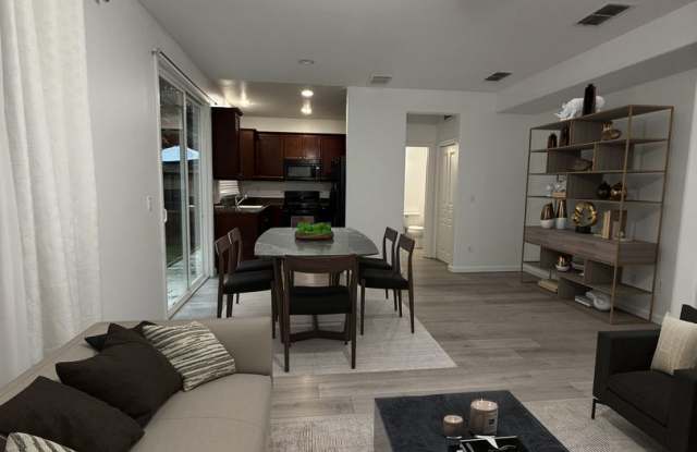 ** 3-Bedroom Two Story Home in Desirable Roseville Location!**