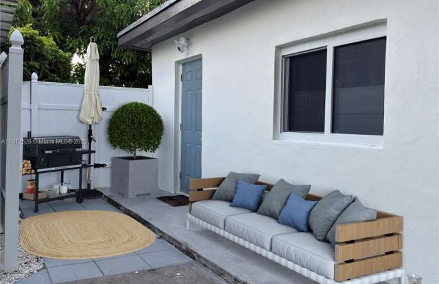 Photo of 1850 SW 73rd Ct Rd