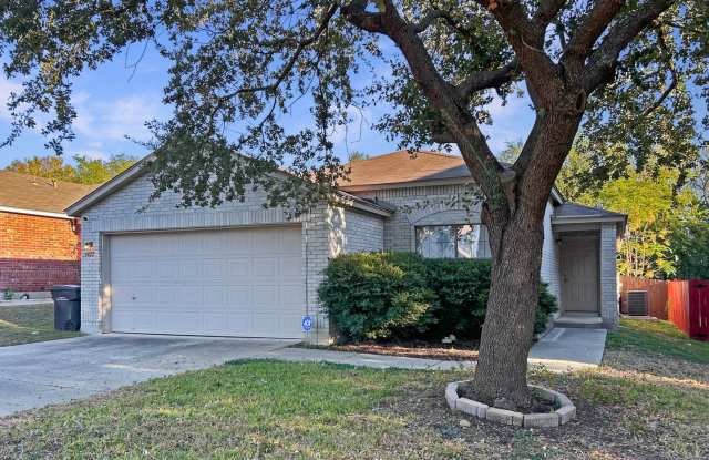 Northeast 3/2 with New Bedroom Floors  Covered Patio