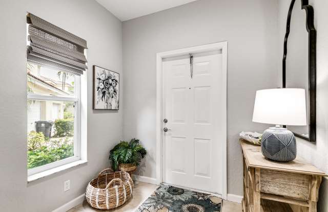 13354 Georgian Court