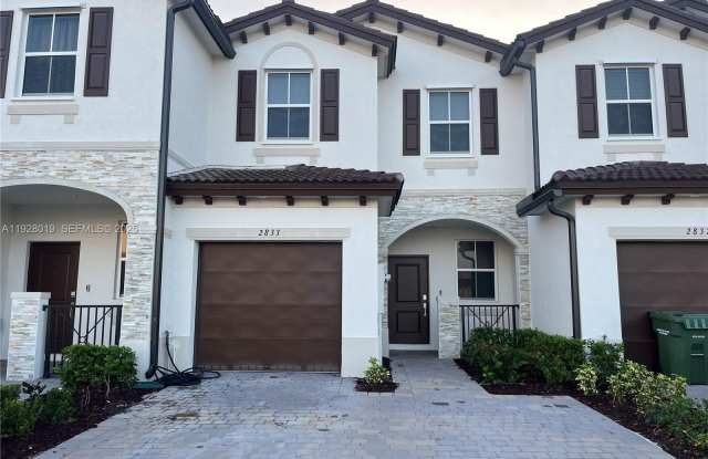 Photo of 2833 SE 25th Ave