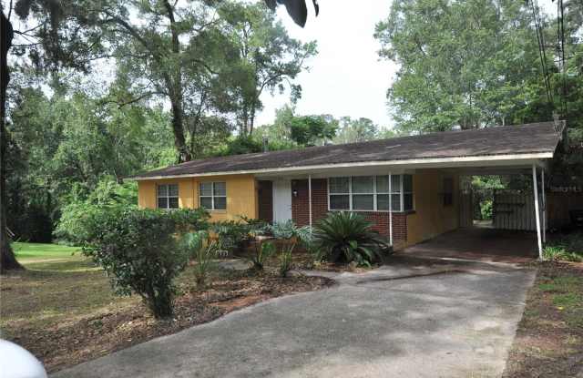 1410 NW 7TH Road