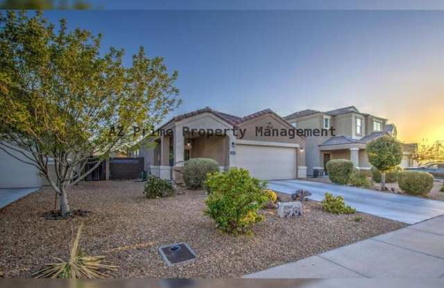 Photo of 30945 West Picadilly Road