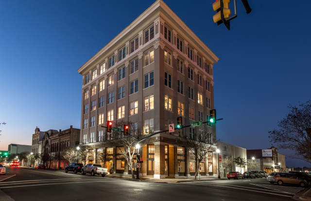 Hub City Lofts America Building