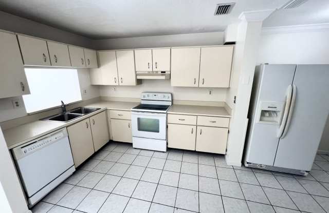 8032 NW 29th St. Unit #7