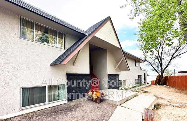 Photo of 2119 Preuss Road