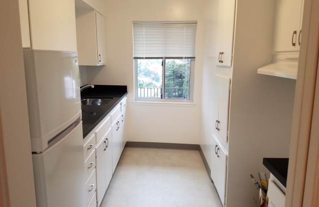 30 Grand View Avenue